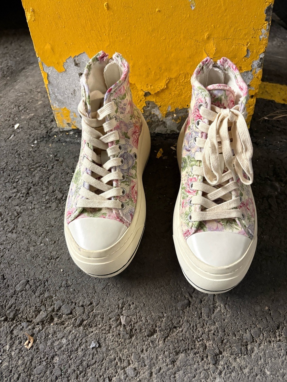 R-13 Brand New Flower Platform HighTop Sneakers size 5